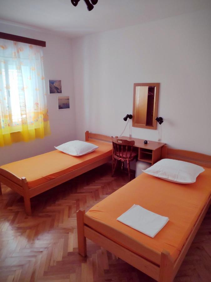 Apartman Antulov Srima Eksteriør billede